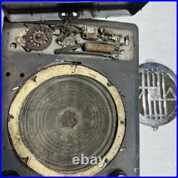 1930's Vintage TRUETONE 6C13 Classic tube Radio Mid-century Modern Art Deco 6C14