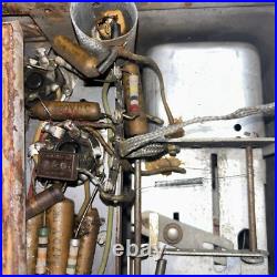 1930's Vintage TRUETONE 6C13 Classic tube Radio Mid-century Modern Art Deco 6C14