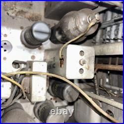 1930's Vintage TRUETONE 6C13 Classic tube Radio Mid-century Modern Art Deco 6C14