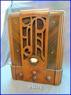 1934 Vintage Tube Radio Stewart Warner R-1272-A Turns On/Tubes Light Up