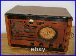1936 Restored Vintage Sears Silvertone AM & SW Table Radio with Tuning Eye