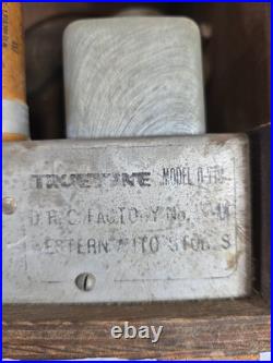 1938 Truetone Model D719 Vintage AM 4 Tube Radio Wood Cabinet Restorative 1938 Truetone Model D719 Vintage AM 4 Tube Radio Wood Cabinet Restorative