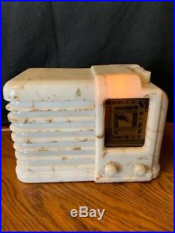 1939 Truetone Stratoscope vintage tube radio