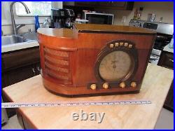 1939 Zenith Stars and Stripes 6S322. 6-S-322 Art Deco Radio For Restoration