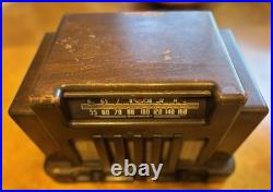 1940 Addison A5 Courthouse Antique Vintage Retro Tube Radio