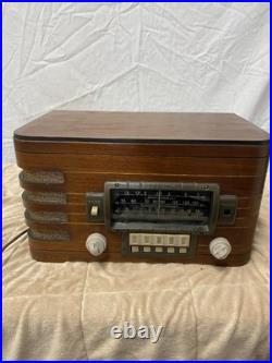 1940 Zenith Radio Model 6S439, Vintage Tabletop Tube Radio