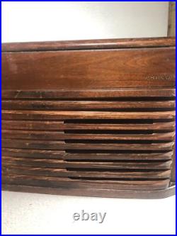 1940s Vintage Philco Tube Radio and Record Player, Wooden Case, Model 46-1203 1940s Vintage Philco Tube Radio and Record Player, Wooden Case, Model 46-1203