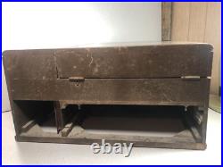 1940s Vintage Philco Tube Radio and Record Player, Wooden Case, Model 46-1203 1940s Vintage Philco Tube Radio and Record Player, Wooden Case, Model 46-1203