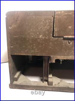 1940s Vintage Philco Tube Radio and Record Player, Wooden Case, Model 46-1203 1940s Vintage Philco Tube Radio and Record Player, Wooden Case, Model 46-1203