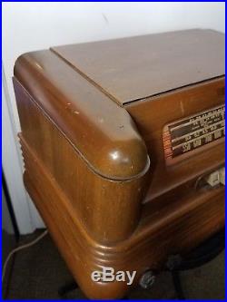 1942 Philco Model 42-350 Radio, antenna added, works! Vintage antique