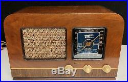 1942 Zenith wood tabletop vintage vacuum tube radio SHORTWAVE! WORKING