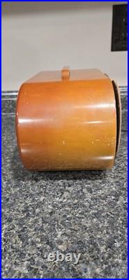 1945 FADA 1000 BULLET CATALIN RADIO Rare Butterscotch Turns On Light Works