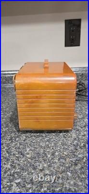 1945 FADA 1000 BULLET CATALIN RADIO Rare Butterscotch Turns On Light Works