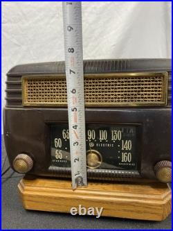1946 Vintage General Electric Model 202 Tube Radio Works