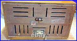1947-1948 Antique tube AM radio Electrohome model PU1-4516 1947-1948 Antique tube AM radio Electrohome model PU1-4516