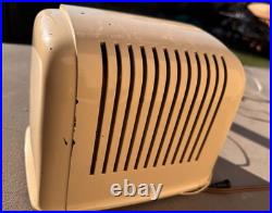 1947 1948 Silvertone 8000 Miniature Table Top Tube Radio Rare Vintage Restored