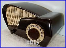 1949 Vintage Philco Boomerang AM Radio No cracks Jetsons 49-501 Works