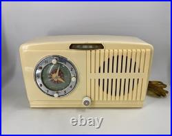 1950's Vintage GE model 518 AM alarm clock tube radio