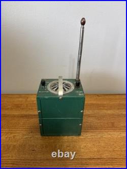 1950s Vintage DARB Holiday Bicycle Radio Portable Tube Radio Green UNTESTED