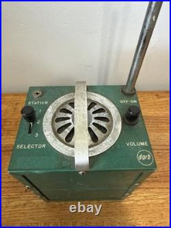 1950s Vintage DARB Holiday Bicycle Radio Portable Tube Radio Green UNTESTED