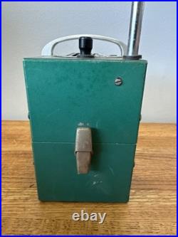 1950s Vintage DARB Holiday Bicycle Radio Portable Tube Radio Green UNTESTED