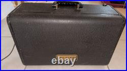 1950s Zenith Trans-Oceanic 600 Tube Radio Shortwave AM Powers On Works Vintage