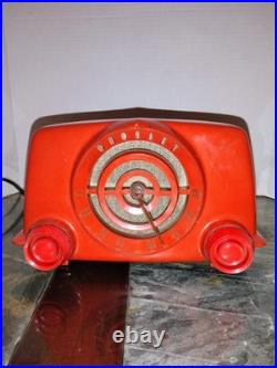 1951 Vintage CROSLEY BULLSEYE AM Tube BAKELITE RADIO 11-103 U Red Orange 1951 Vintage CROSLEY BULLSEYE AM Tube BAKELITE RADIO 11-103 U Red Orange