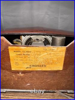 1951 Vintage CROSLEY BULLSEYE AM Tube BAKELITE RADIO 11-103 U Red Orange (As Is)