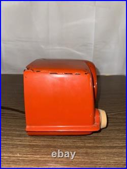 1951 Vintage CROSLEY BULLSEYE AM Tube BAKELITE RADIO 11-103 U Red Orange (As Is)