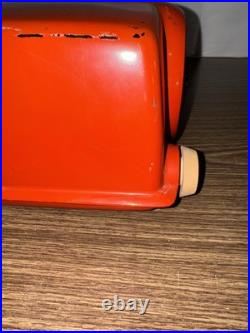 1951 Vintage CROSLEY BULLSEYE AM Tube BAKELITE RADIO 11-103 U Red Orange (As Is)