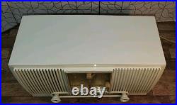 1954 General Electric Model 547PH VINTAGE TUBE RADIO ALARM CLOCK