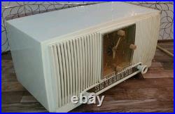 1954 General Electric Model 547PH VINTAGE TUBE RADIO ALARM CLOCK