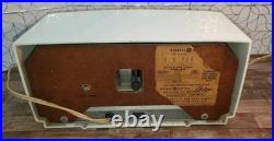 1954 General Electric Model 547PH VINTAGE TUBE RADIO ALARM CLOCK