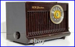 1954 RCA Nipper IV Bakelite Mid Century AM Vintage Radio Excellent