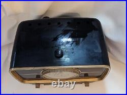 1954 RCA Victor Bakelite Tube Radio Alarm Clock Debonaire Deco 5-C-581