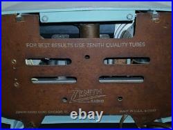 1 Day Sale Vtg Blue Zenith Racetrack Vac Tube Radio Model No. H511-Y Tested 1 Day Sale Vtg Blue Zenith Racetrack Vac Tube Radio Model No. H511-Y Tested