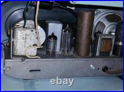 1 Day Sale Vtg Blue Zenith Racetrack Vac Tube Radio Model No. H511-Y Tested 1 Day Sale Vtg Blue Zenith Racetrack Vac Tube Radio Model No. H511-Y Tested