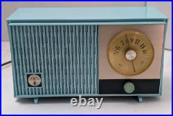 #2 Vintage Zenith AM Tube Radio S56957 Blue
