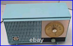 #2 Vintage Zenith AM Tube Radio S56957 Blue