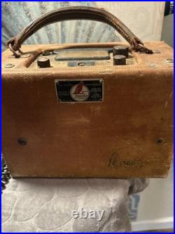 40's Lear Learadio Vintage Pilot's Beacon/ 3 Band Tube Radio. Vintage Aviation