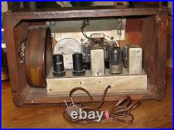 AIR KING Wooden Case VINTAGE Tabletop Tube Radio with FREE SHIPPING