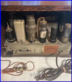 ANTIQUE VINTAGE 1930s EMERSON / INGRAHAM WOOD TABLE RADIO model BF204