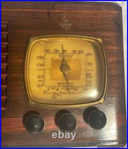 ANTIQUE VINTAGE 1930s EMERSON / INGRAHAM WOOD TABLE RADIO model BF204