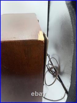 ANTIQUE VTG RARE ZenithMODEL 8H832 TUBE RADIO