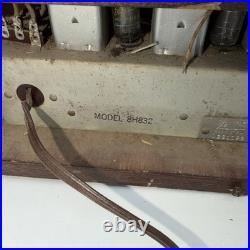 ANTIQUE VTG RARE ZenithMODEL 8H832 TUBE RADIO