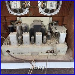 ANTIQUE VTG RARE ZenithMODEL 8H832 TUBE RADIO