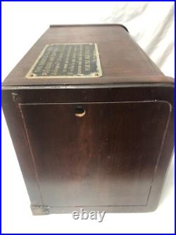 ANTIQUE Vintage RARE RADIO-MATIC MODEL YRB-12-4 TUBE RADIO WORKS ANTIQUE Vintage RARE RADIO-MATIC MODEL YRB-12-4 TUBE RADIO WORKS