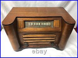 ANTIQUE Vintage RARE SILVERTONE MODEL 6051 TUBE RADIO