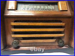 ANTIQUE Vintage RARE SILVERTONE MODEL 6051 TUBE RADIO