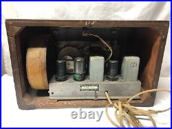 ANTIQUE Vintage RARE SILVERTONE MODEL 6051 TUBE RADIO